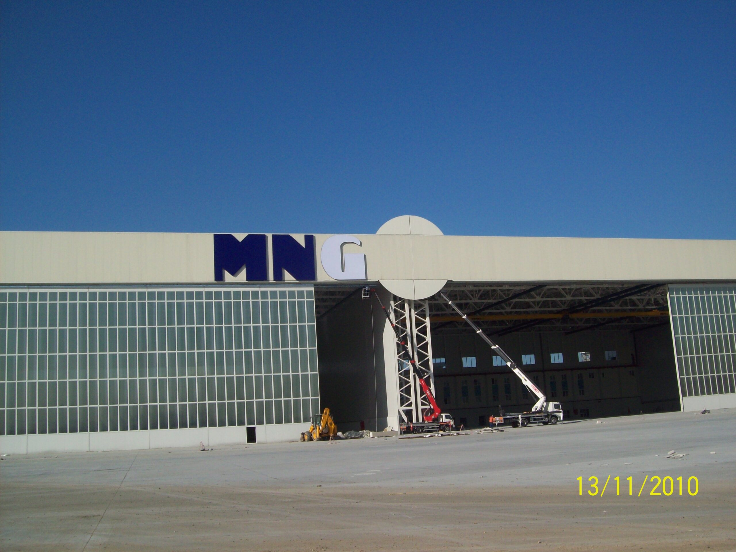 MNG HANGAR